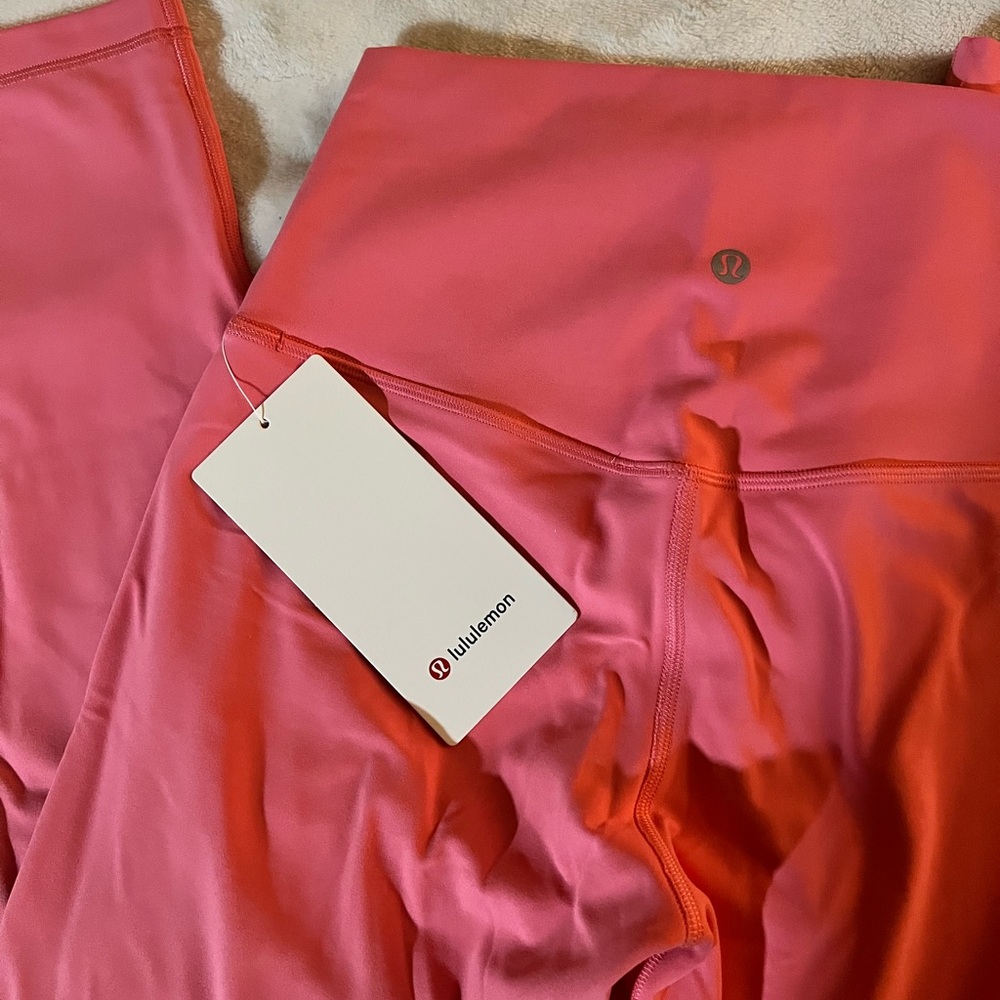 BRAND NEW - lululemon Align HR pants 25" - size 6!